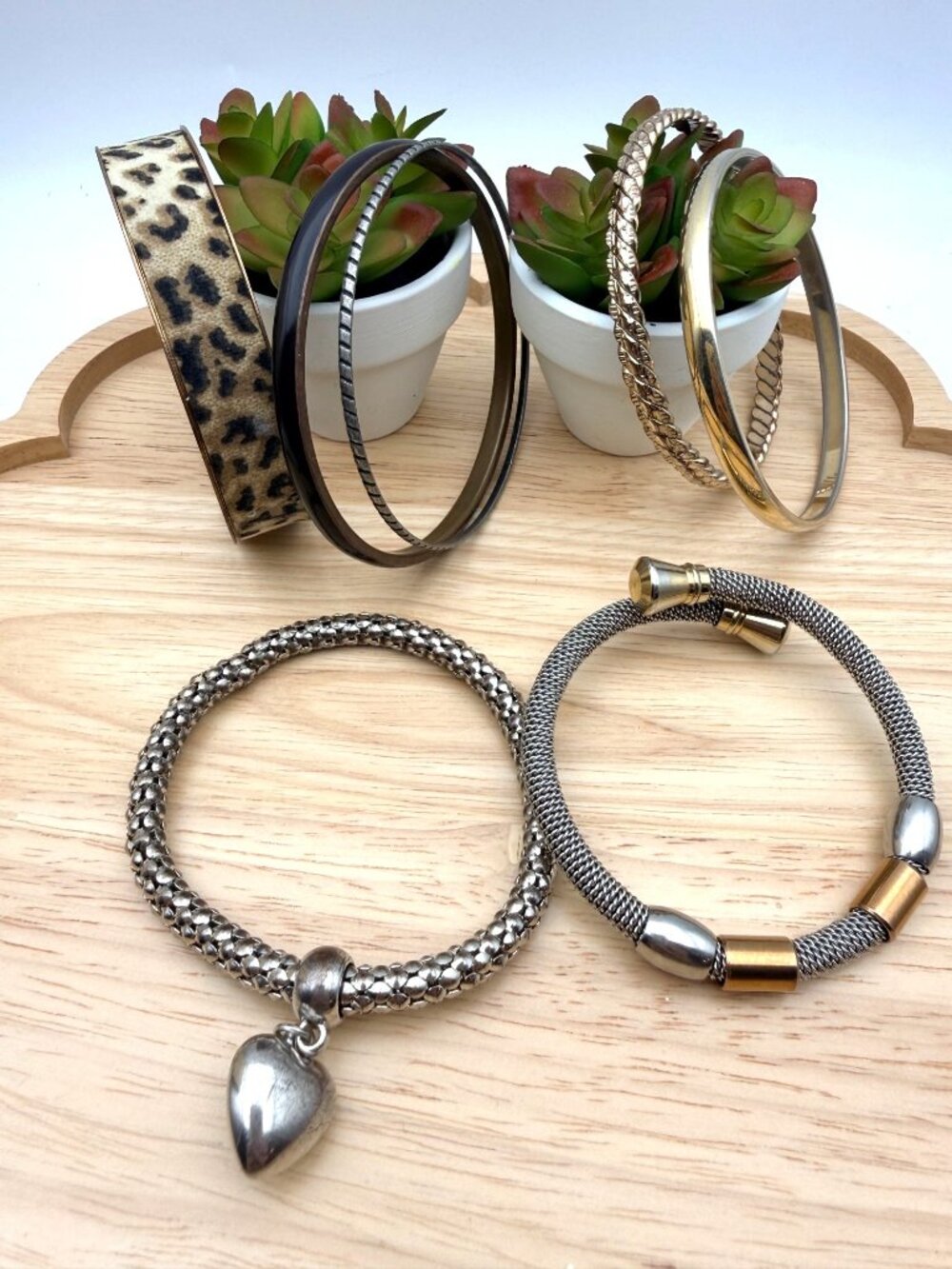 Bangle & Bracelet Lot of 7 Silver Gold Tone Heart Leopard Print Mixed Metals - Picture 4 of 4